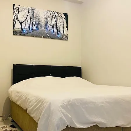 Pangalti Jakuzili Esyali Daire *