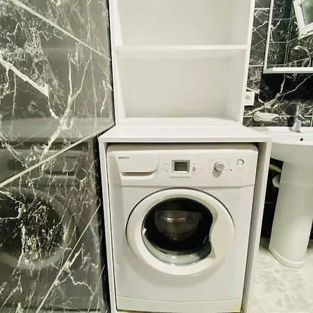 Pangalti Jakuzili Esyali Daire Apartamento Estambul